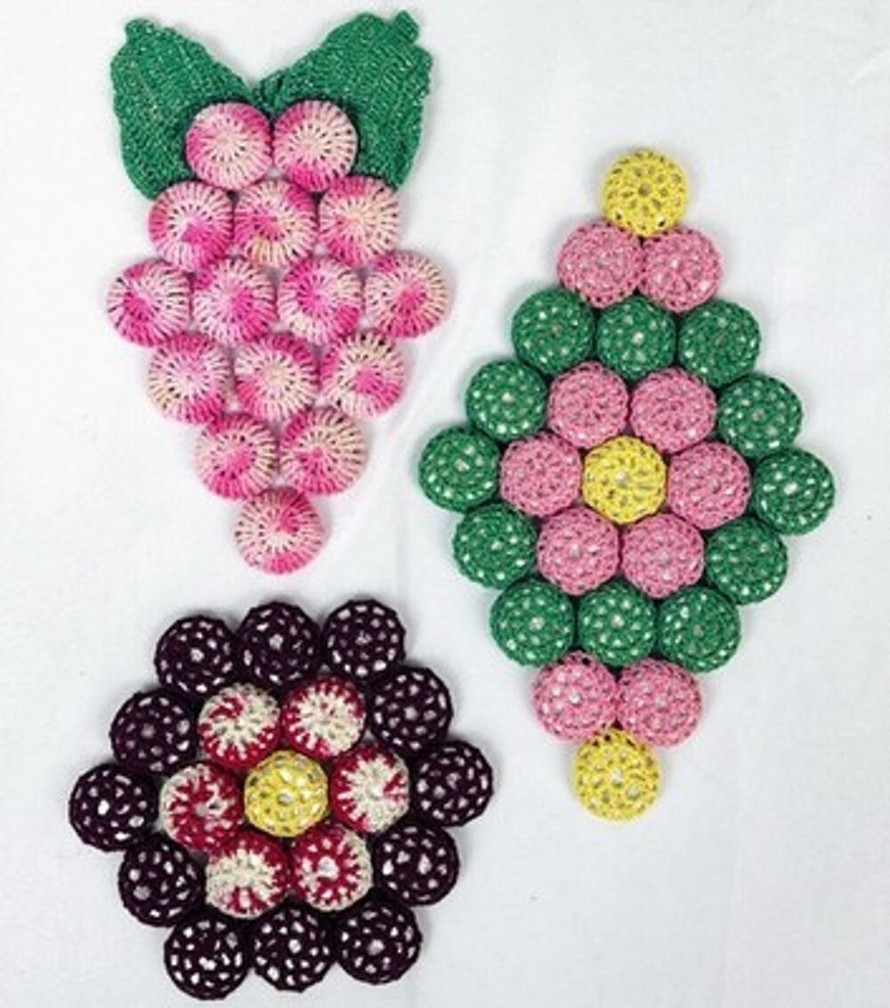 Vintage Lot Crocheted Bottle Cap Trivets Grape Cluster Hot Pads MCM